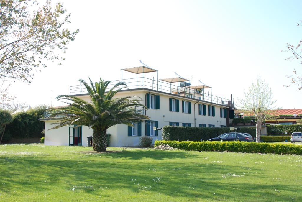 Hotel Turandot Torre del Lago Puccini Esterno foto